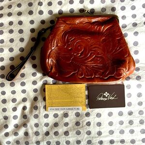 Unused Patricia Nash clutch